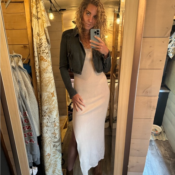 Hi I’m Drea!! 👢👜👛👠👗👚🎒👡👙 - Picture 6 of 10